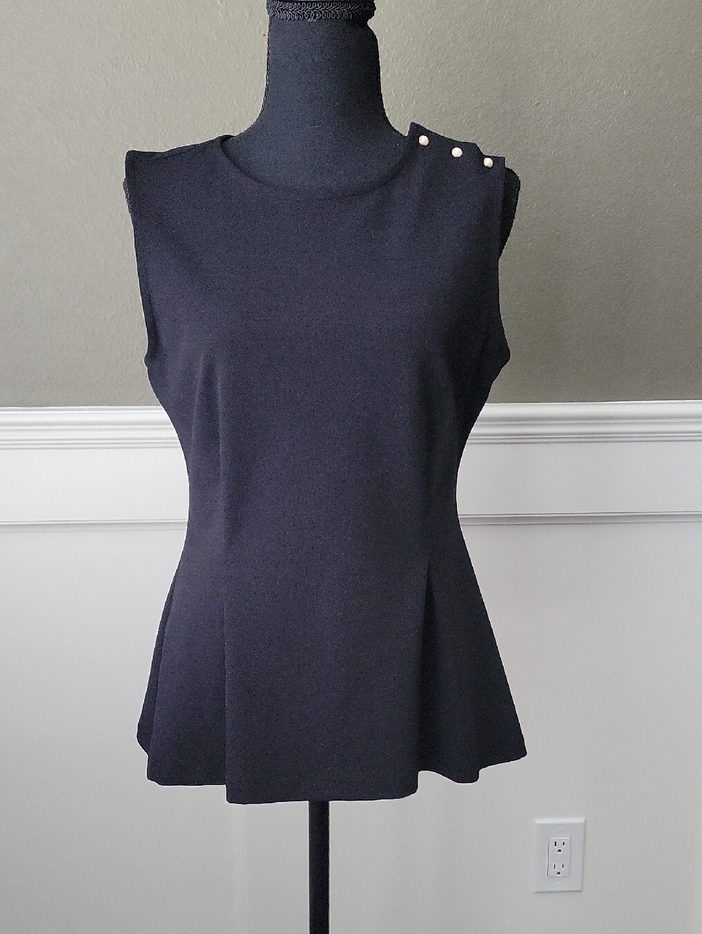 Ann Taylor Black Sleeveless Peplum Top with Shoulder Buttons